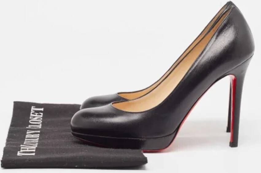 Christian Louboutin Pre-owned Leather heels Black Dames