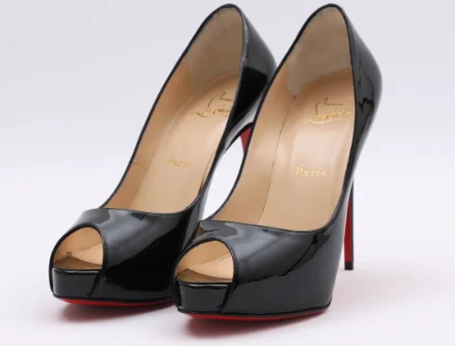 Christian Louboutin Pre-owned Leather heels Black Dames