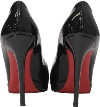 Christian Louboutin Pre-owned Leather heels Black Dames