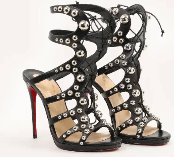 Christian Louboutin Pre-owned Leather heels Black Dames