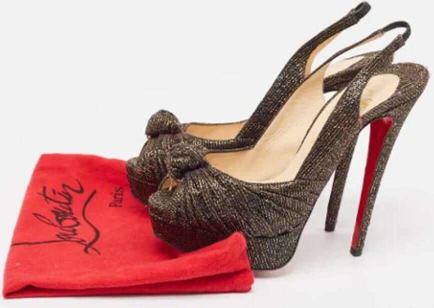 Christian Louboutin Pre-owned Leather heels Black Dames