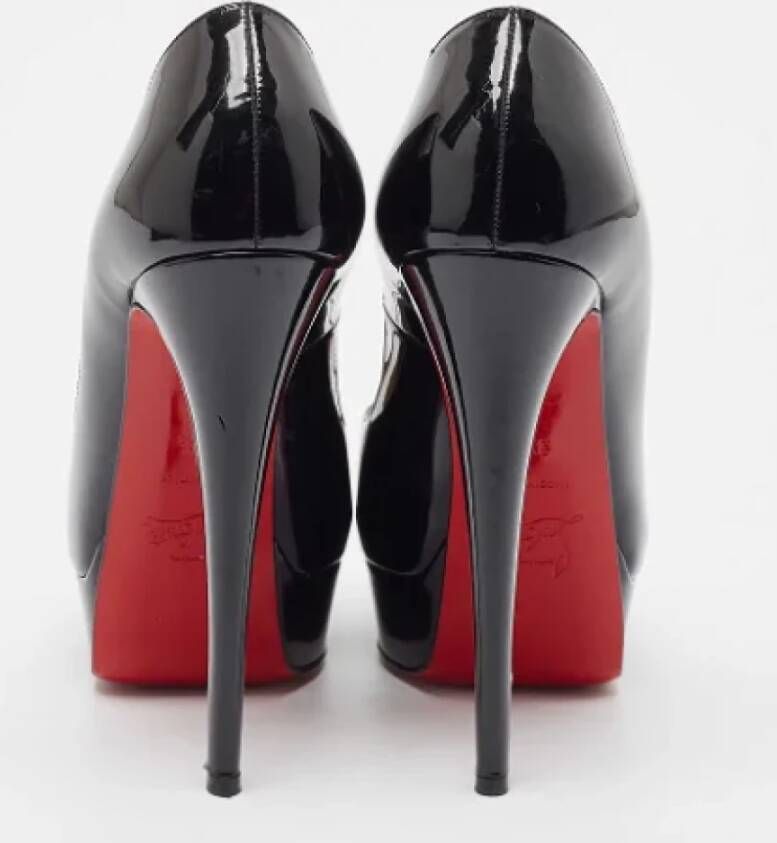 Christian Louboutin Pre-owned Leather heels Black Dames