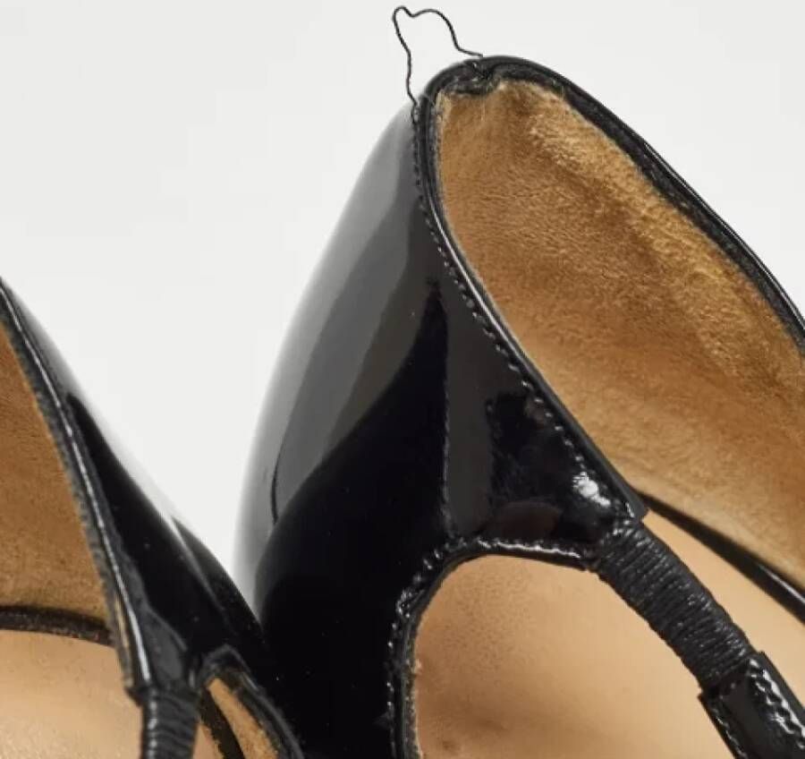 Christian Louboutin Pre-owned Leather heels Black Dames