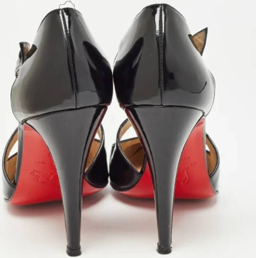 Christian Louboutin Pre-owned Leather heels Black Dames