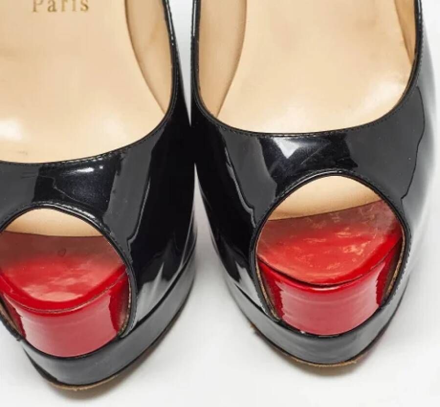 Christian Louboutin Pre-owned Leather heels Black Dames