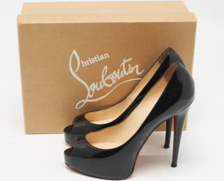 Christian Louboutin Pre-owned Leather heels Black Dames