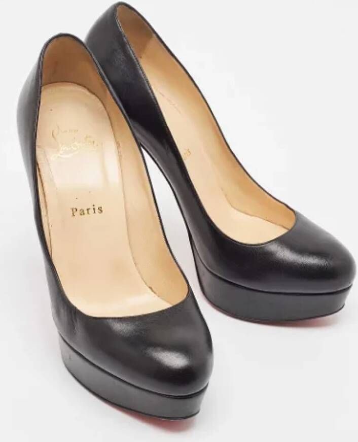 Christian Louboutin Pre-owned Leather heels Black Dames