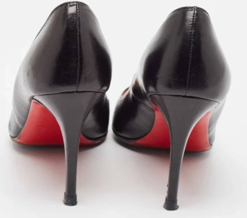 Christian Louboutin Pre-owned Leather heels Black Dames