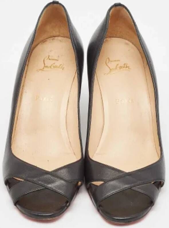 Christian Louboutin Pre-owned Leather heels Black Dames