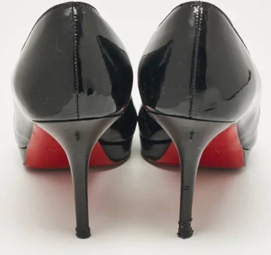 Christian Louboutin Pre-owned Leather heels Black Dames