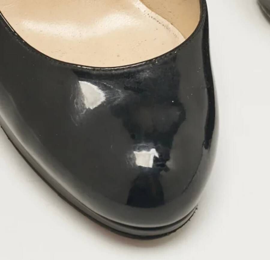 Christian Louboutin Pre-owned Leather heels Black Dames