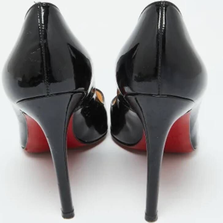 Christian Louboutin Pre-owned Leather heels Black Dames