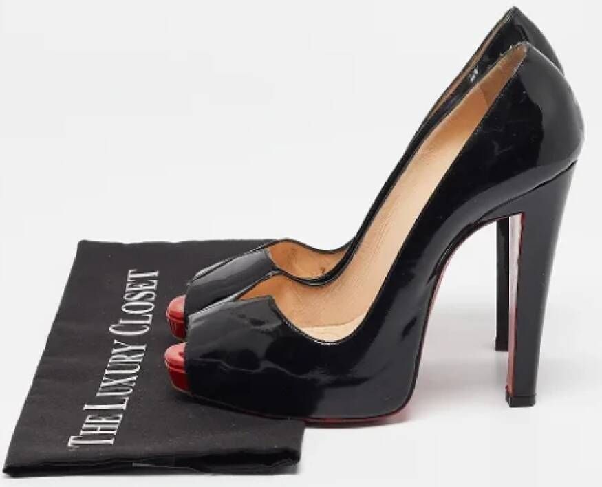 Christian Louboutin Pre-owned Leather heels Black Dames