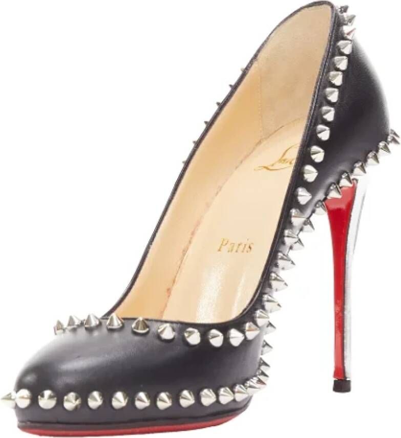 Christian Louboutin Pre-owned Leather heels Black Dames