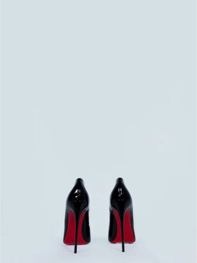 Christian Louboutin Pre-owned Leather heels Black Dames