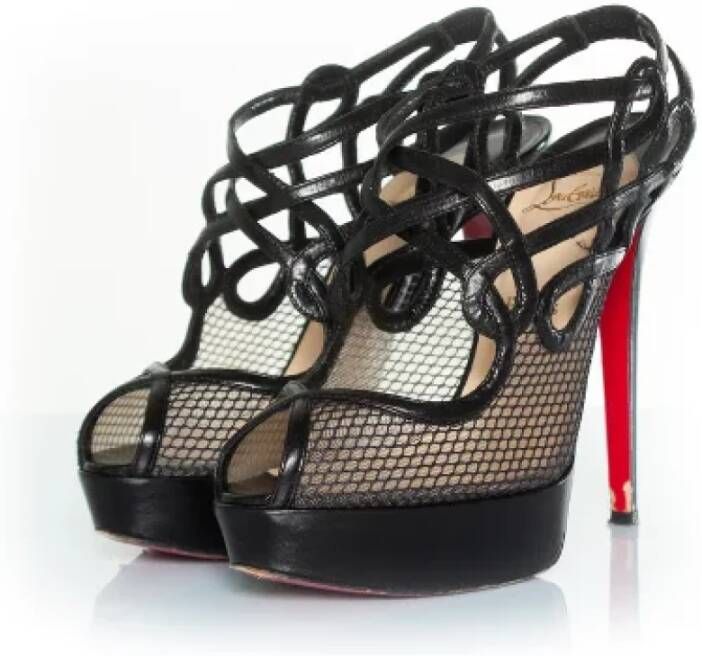 Christian Louboutin Pre-owned Leather heels Black Dames