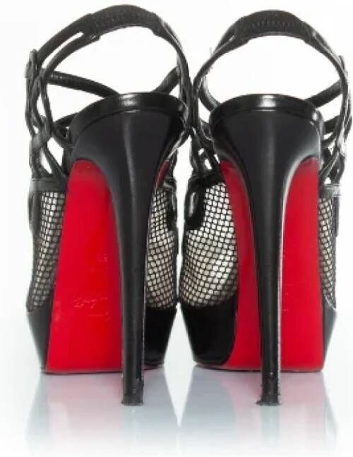 Christian Louboutin Pre-owned Leather heels Black Dames