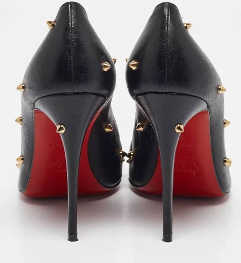 Christian Louboutin Pre-owned Leather heels Black Dames