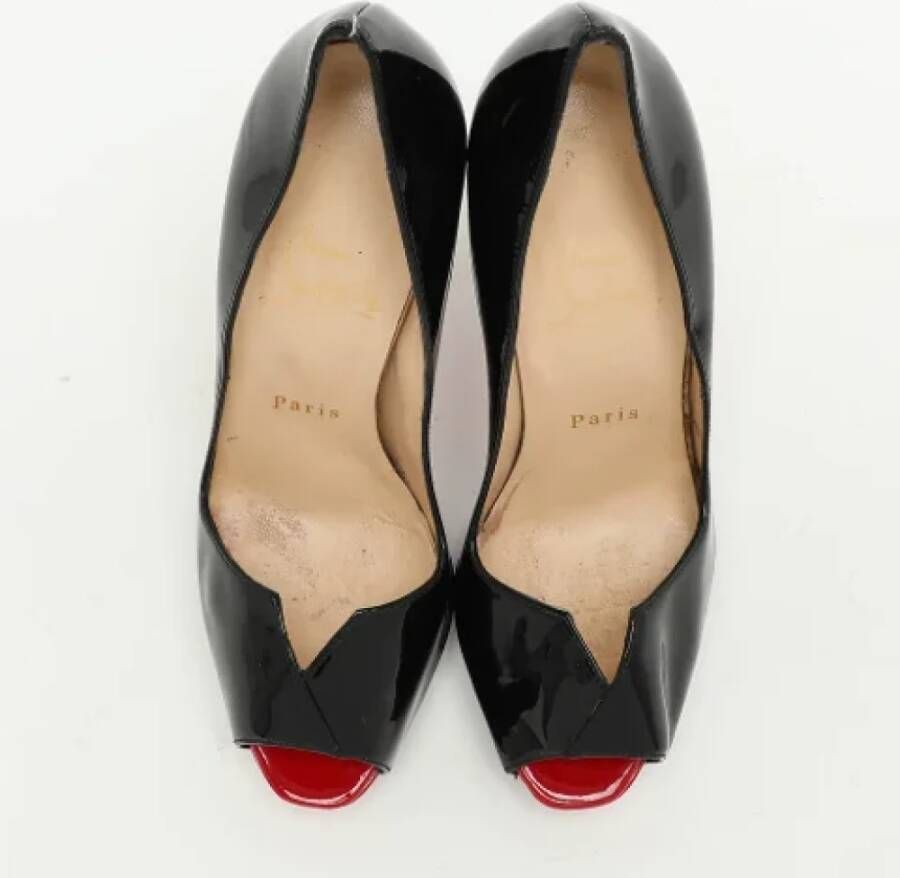 Christian Louboutin Pre-owned Leather heels Black Dames