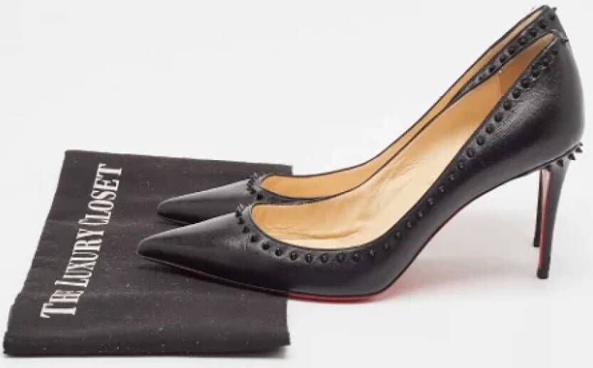 Christian Louboutin Pre-owned Leather heels Black Dames