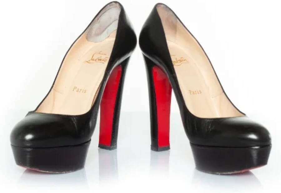 Christian Louboutin Pre-owned Leather heels Black Dames