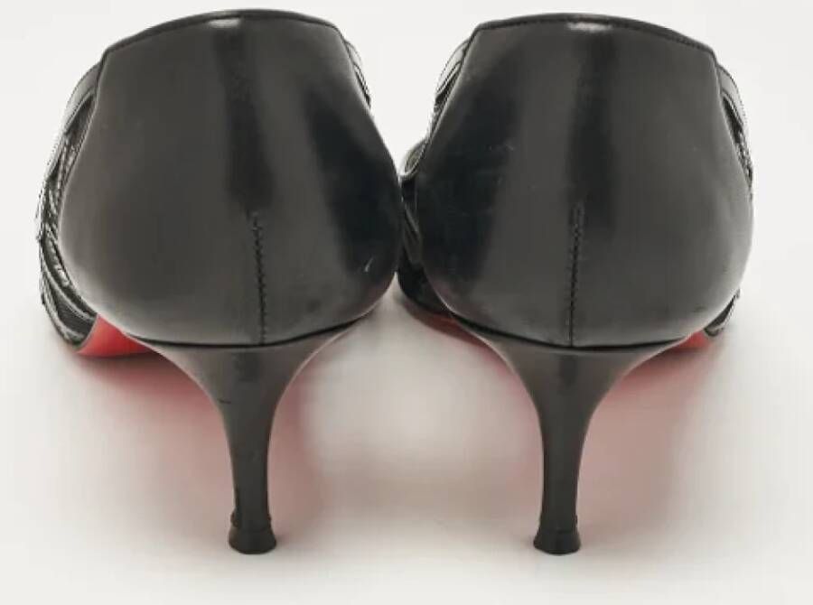 Christian Louboutin Pre-owned Leather heels Black Dames