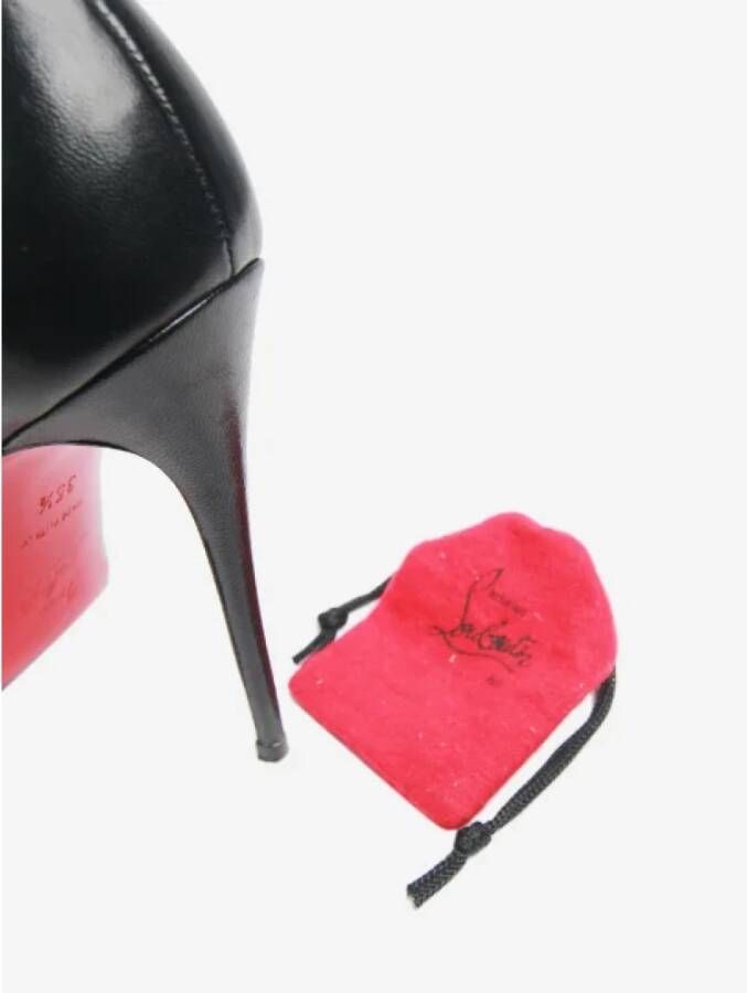 Christian Louboutin Pre-owned Leather heels Black Dames