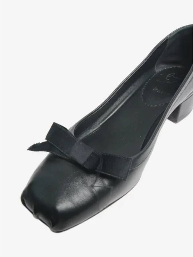 Christian Louboutin Pre-owned Leather heels Black Dames