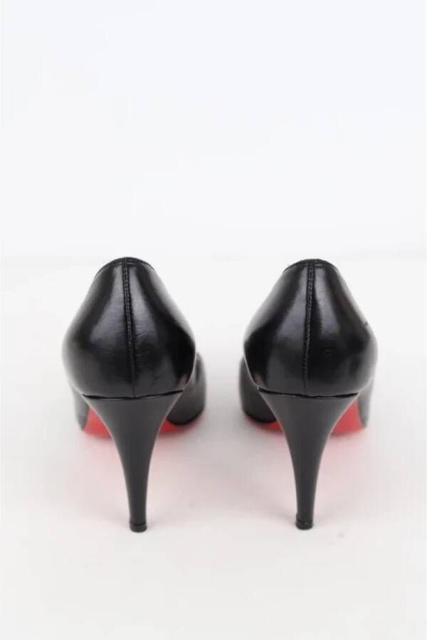 Christian Louboutin Pre-owned Leather heels Black Dames