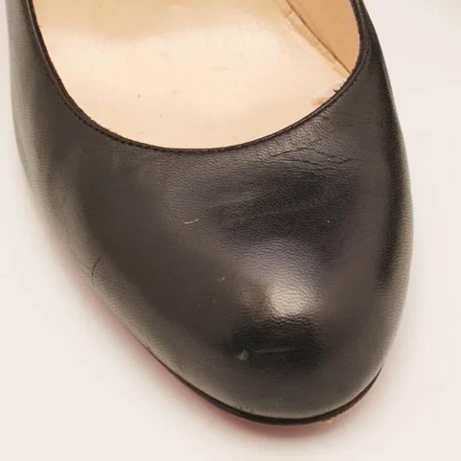 Christian Louboutin Pre-owned Leather heels Black Dames