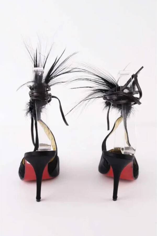 Christian Louboutin Pre-owned Leather heels Black Dames