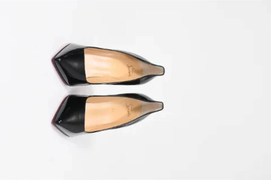 Christian Louboutin Pre-owned Leather heels Black Dames