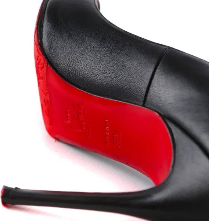 Christian Louboutin Pre-owned Leather heels Black Dames