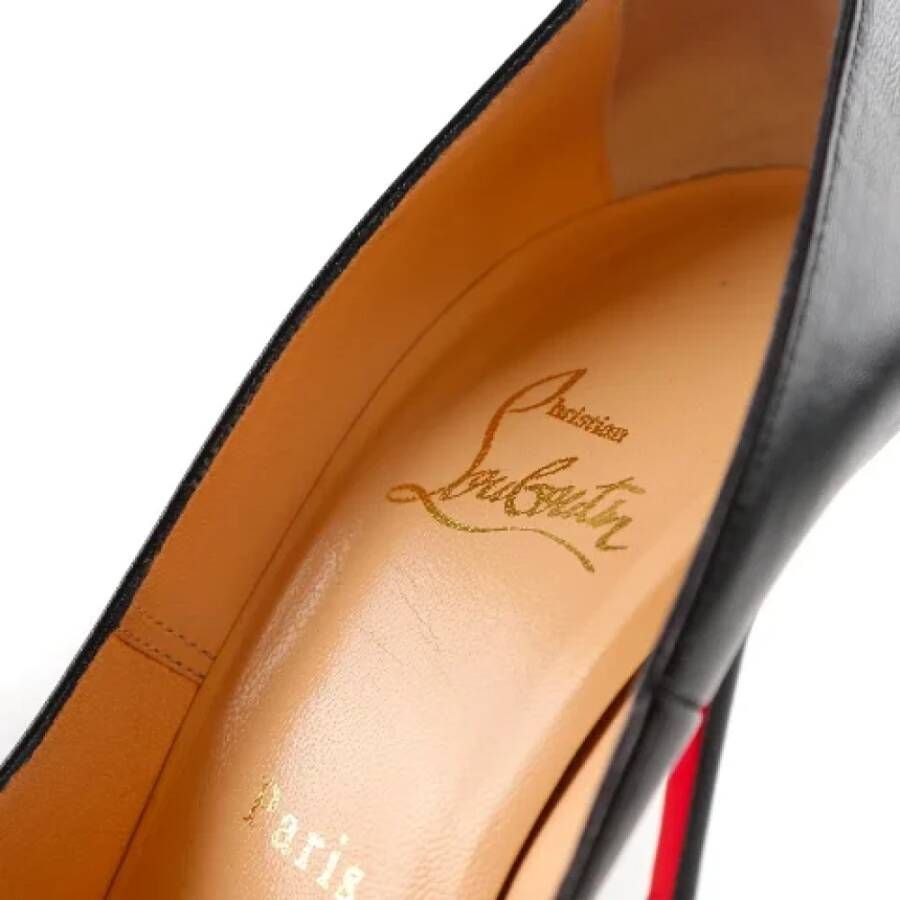 Christian Louboutin Pre-owned Leather heels Black Dames