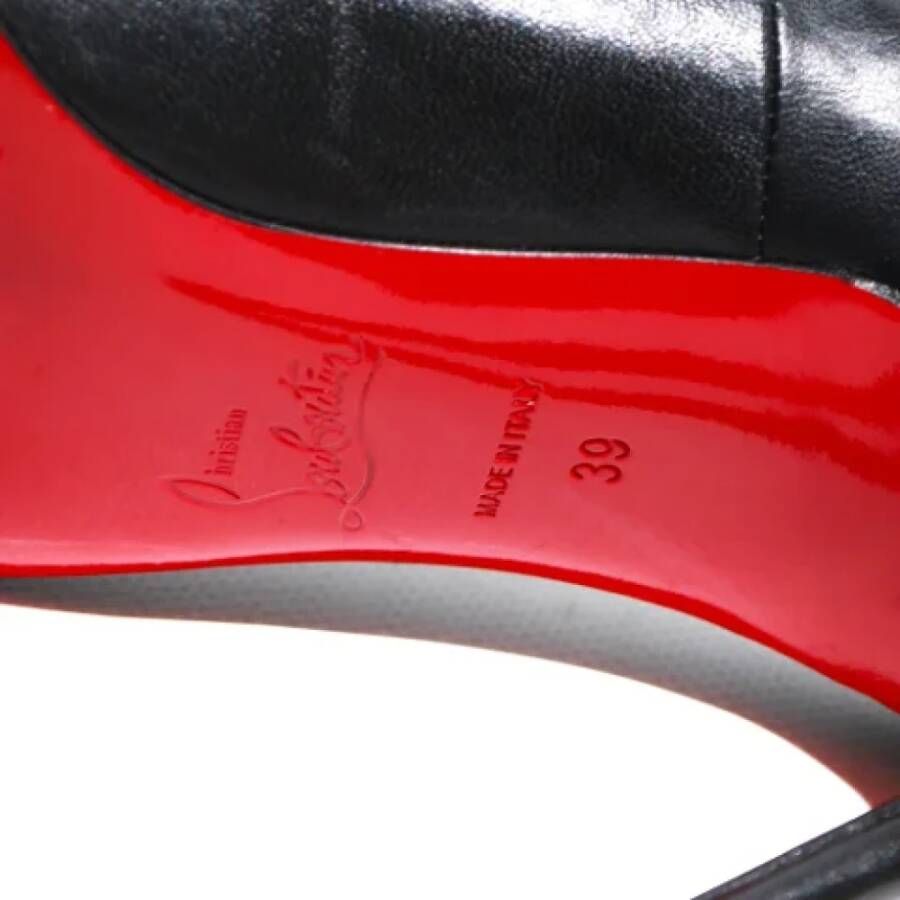 Christian Louboutin Pre-owned Leather heels Black Dames