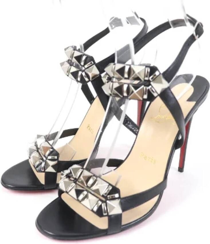 Christian Louboutin Pre-owned Leather heels Black Dames