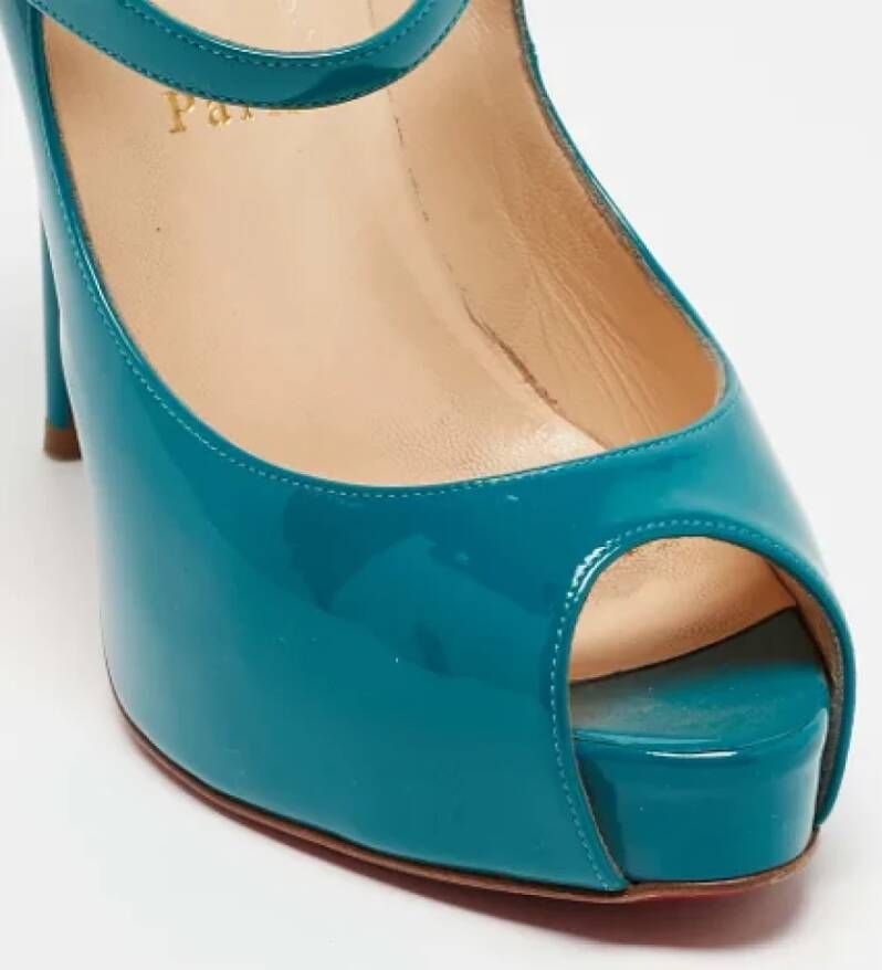 Christian Louboutin Pre-owned Leather heels Blue Dames