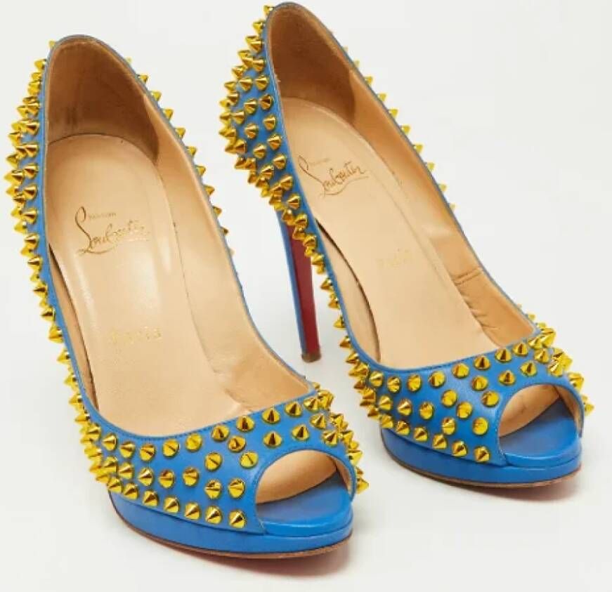 Christian Louboutin Pre-owned Leather heels Blue Dames