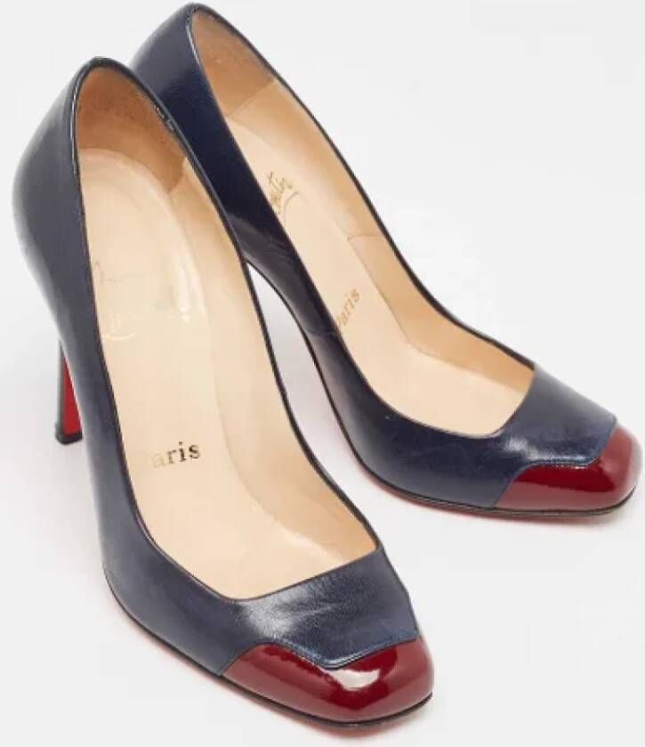 Christian Louboutin Pre-owned Leather heels Blue Dames