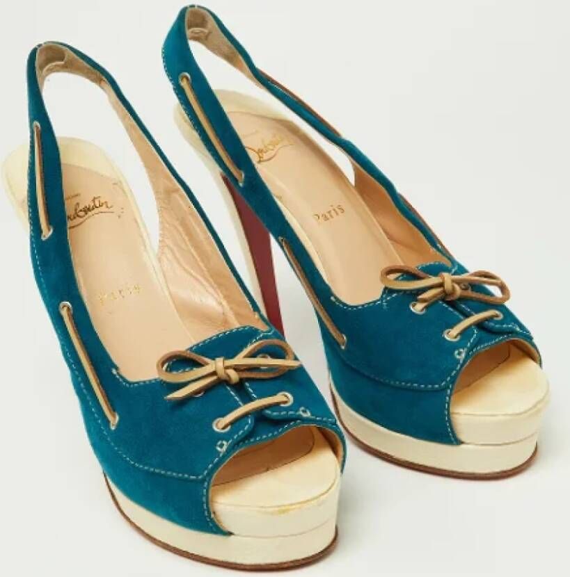 Christian Louboutin Pre-owned Leather heels Blue Dames