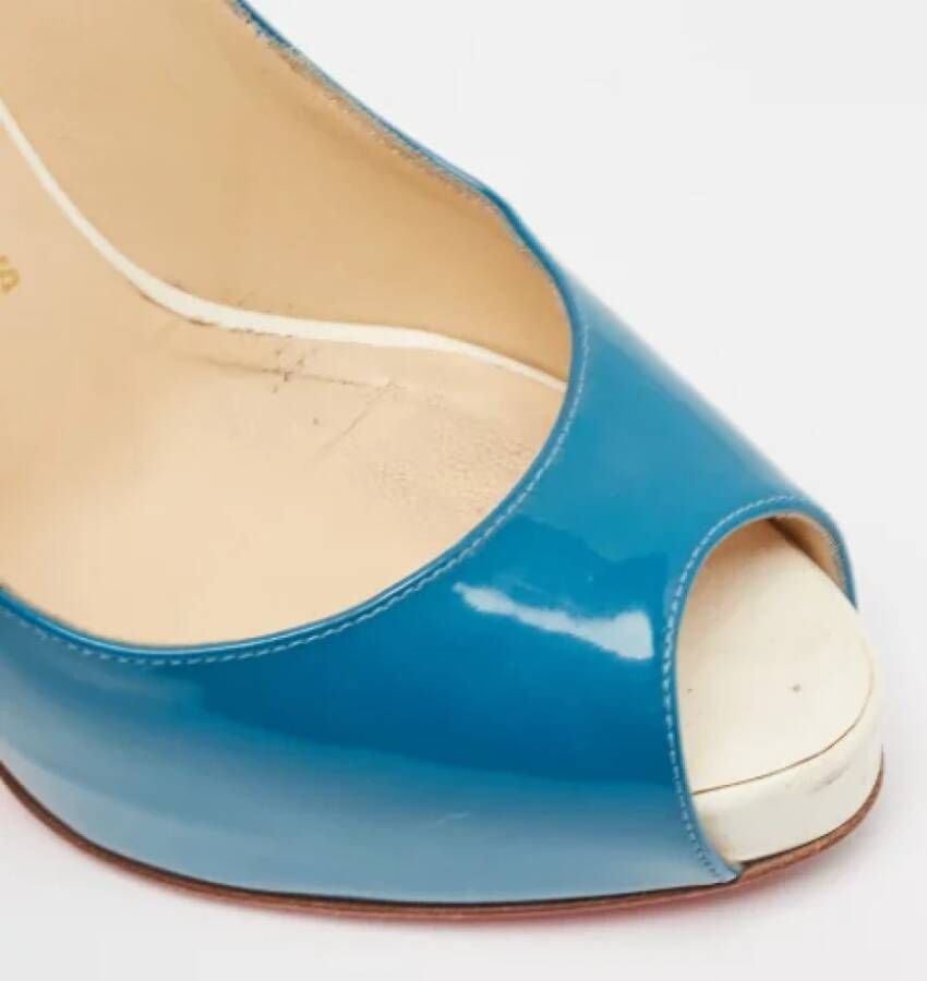 Christian Louboutin Pre-owned Leather heels Blue Dames