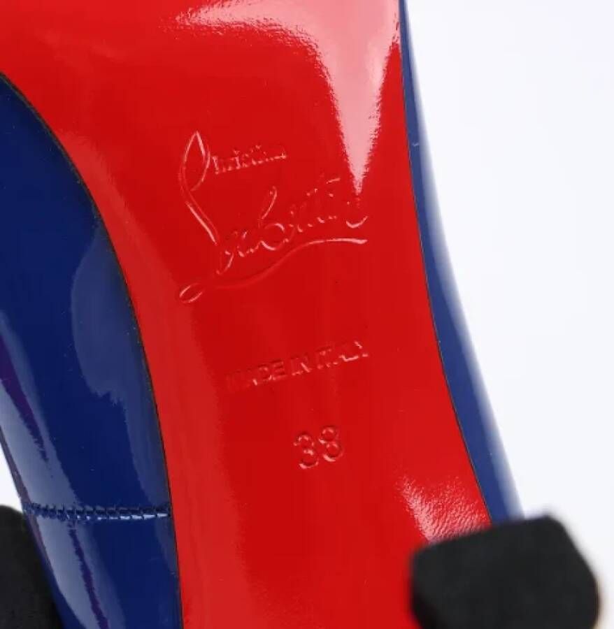 Christian Louboutin Pre-owned Leather heels Blue Dames