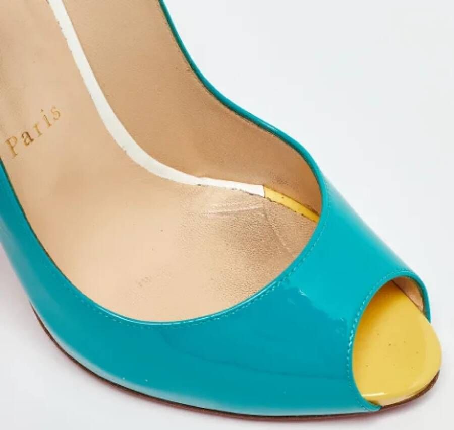 Christian Louboutin Pre-owned Leather heels Blue Dames