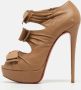 Christian Louboutin Pre-owned Leather heels Brown Dames - Thumbnail 2