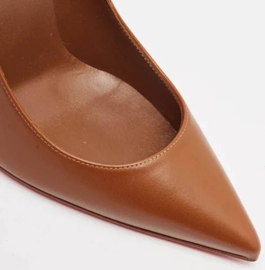 Christian Louboutin Pre-owned Leather heels Brown Dames