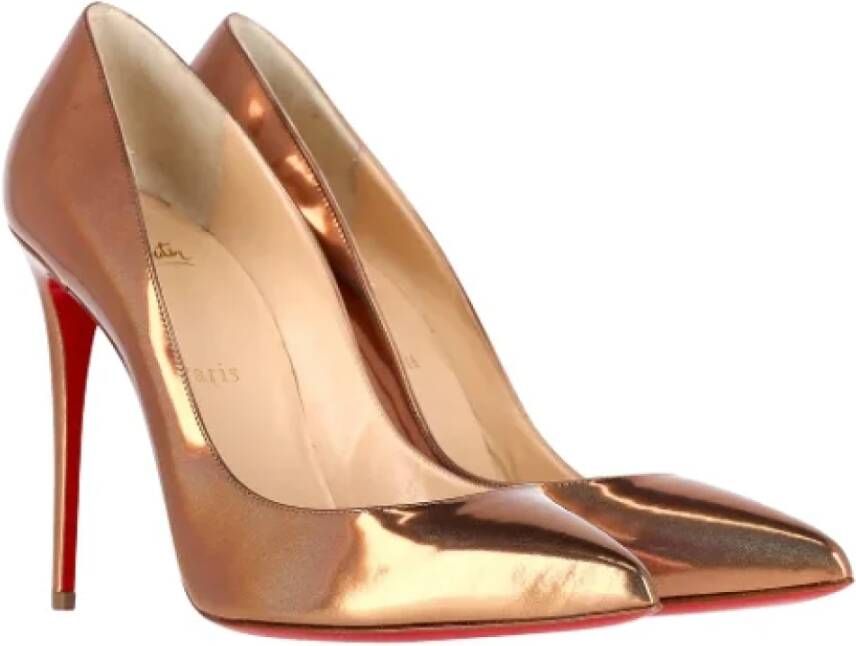 Christian Louboutin Pre-owned Leather heels Brown Dames