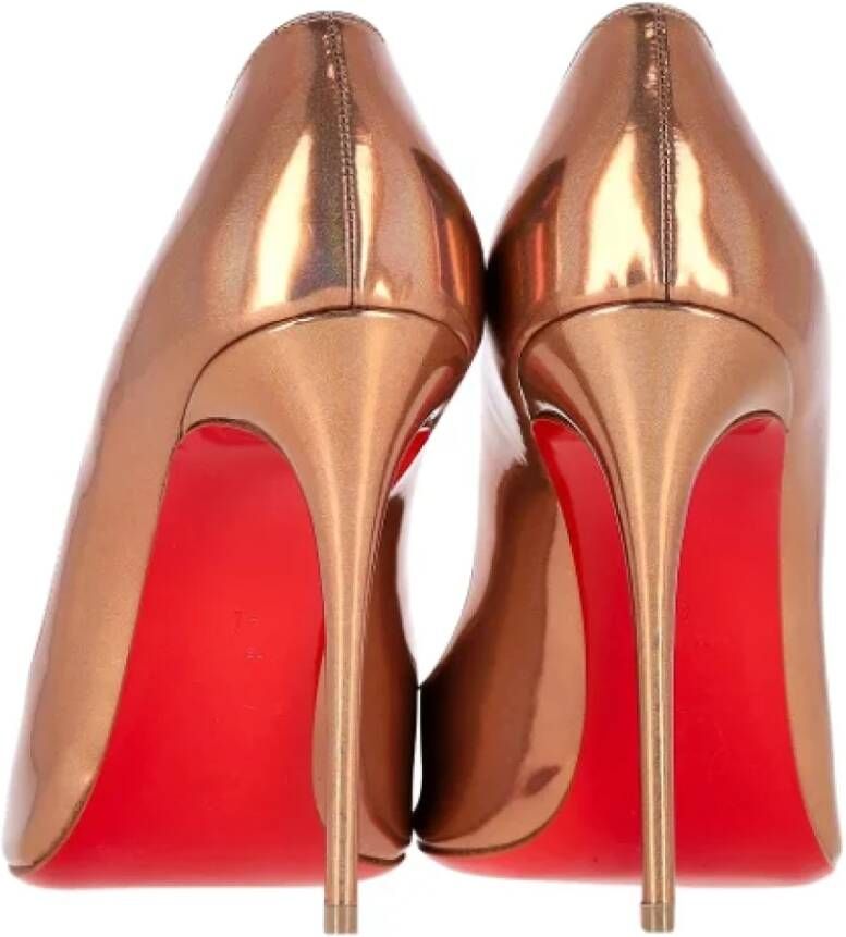 Christian Louboutin Pre-owned Leather heels Brown Dames