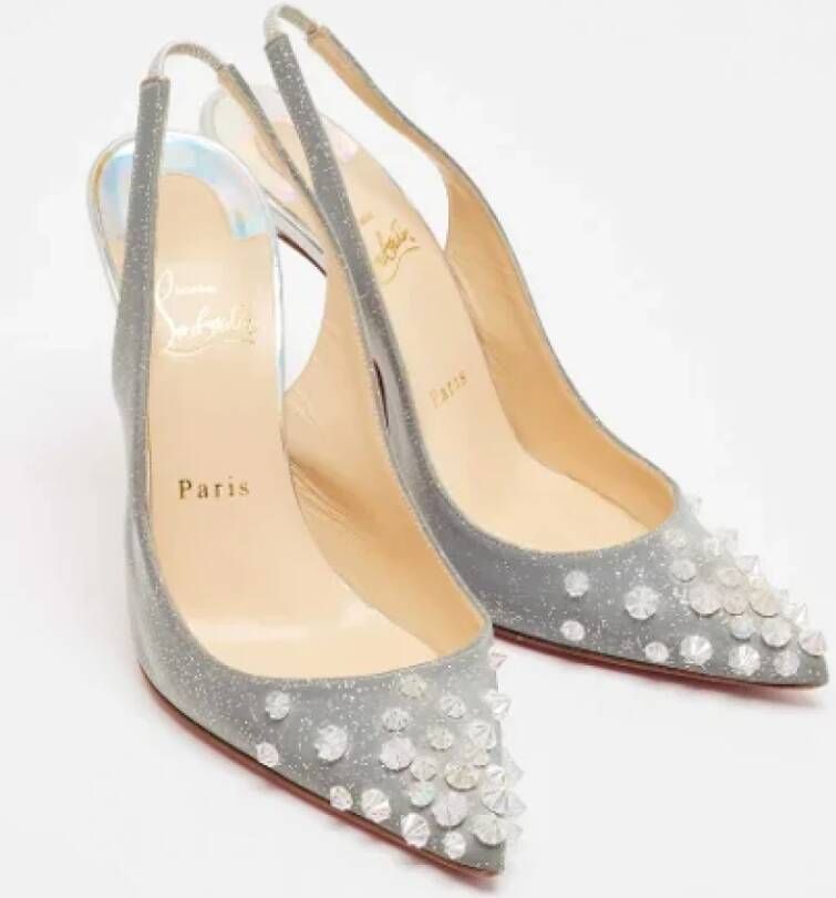 Christian Louboutin Pre-owned Leather heels Gray Dames