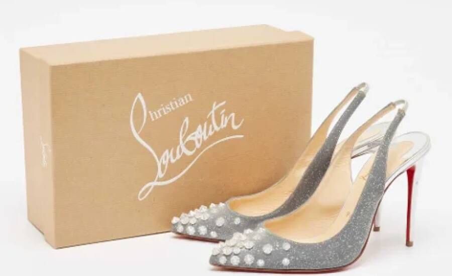 Christian Louboutin Pre-owned Leather heels Gray Dames