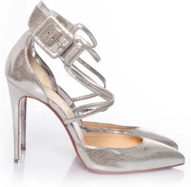 Christian Louboutin Pre-owned Leather heels Gray Dames